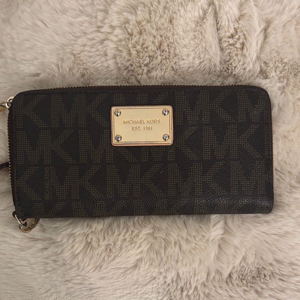 Michael Kors Dark Brown Logo Wallet